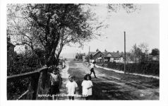 Canvey Island,bungalows,children